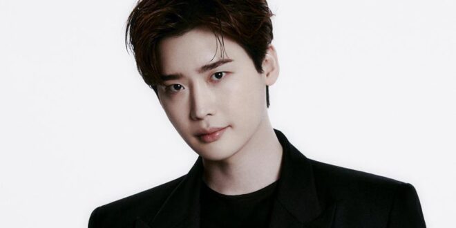 Profil Lengkap Lee Jong Suk: Aktor Korea Populer dengan Karisma Tak Tertandingi