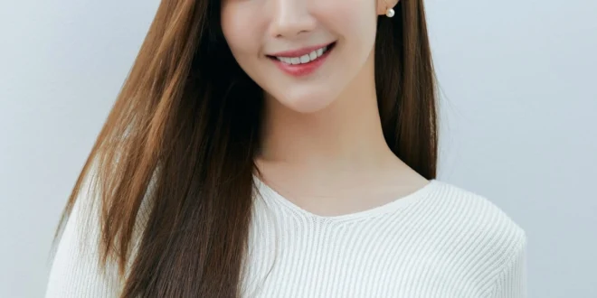 Park Min Young 2025: Profil, Karier, dan Proyek Terbaru Ratu Rom-Com Korea