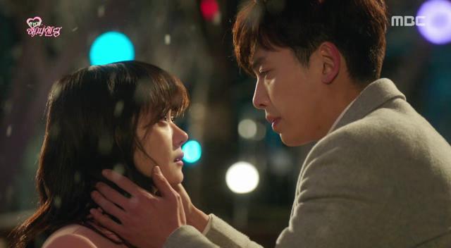 Poster One More Happy Ending menampilkan Jang Na-ra dan Jung Kyung-ho
